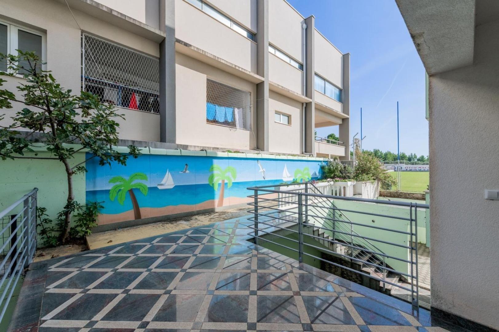 Ruza&Nikolina "1" Apartmani - Baška Voda Esterno foto