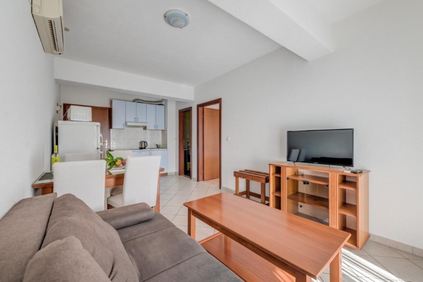 Ruza&Nikolina "1" Apartmani - Baška Voda Esterno foto